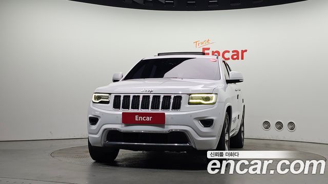Jeep Cherokee 3.0 Diesel Overland WK2 — пробег 202 277 км — фото 3 из 5