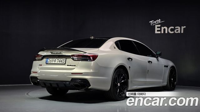 Maserati Quattroporte из Кореи Encar