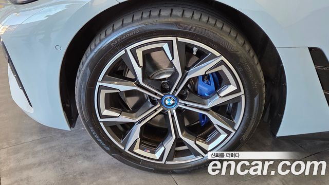 BMW i4 из Кореи Encar