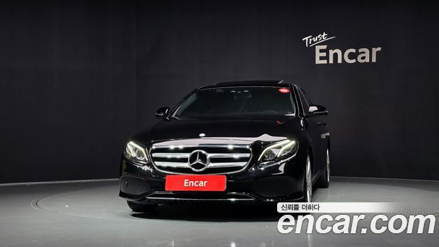 Mercedes-Benz E-Class из Кореи Encar