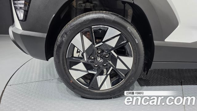Hyundai Kona Modern Plus — пробег 6 161 км — фото 5 из 5
