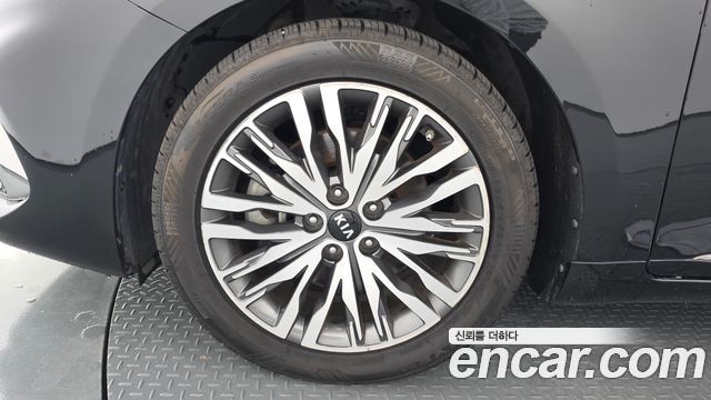 Kia K7 из Кореи Encar