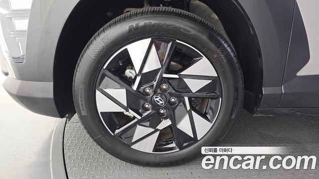 Hyundai Kona Gasoline 1.6 Turbo 2WD Premium — пробег 8 083 км — фото 5 из 5