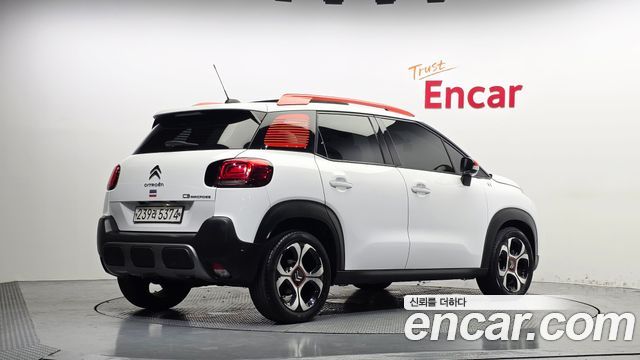 Citroen-DS C3 Aircross 1.5 BlueHDi Shine — пробег 131 650 км — фото 2 из 5