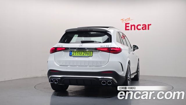 Mercedes-Benz GLC-Class AMG GLC43 4MATIC — пробег 66 км — фото 4 из 5