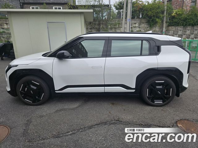 Kia EV3 Long Range 2WD GT Line — пробег 34 600 км — фото 3 из 5