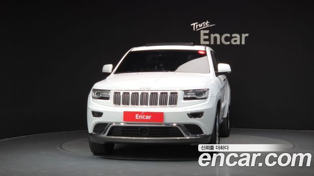 Jeep Cherokee 3.0 Diesel Overland Summit WK2 — пробег 134 101 км — фото 3 из 5