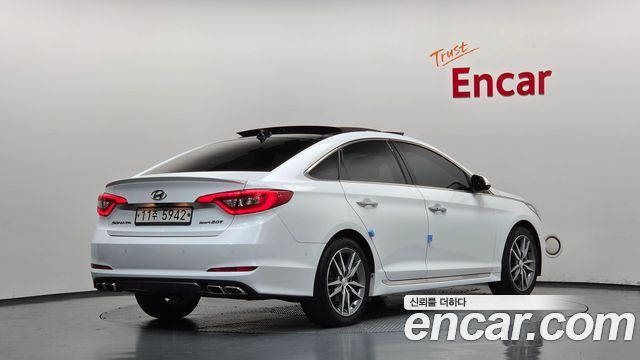 Hyundai Sonata 2.0 Turbo Exclusive — пробег 124 239 км — фото 2 из 5