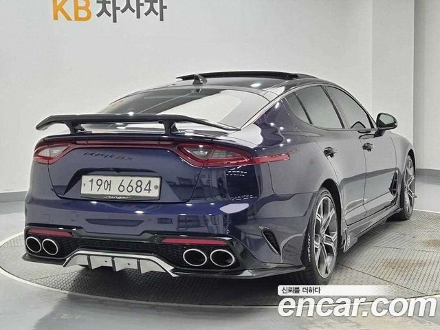 Kia Stinger из Кореи Encar