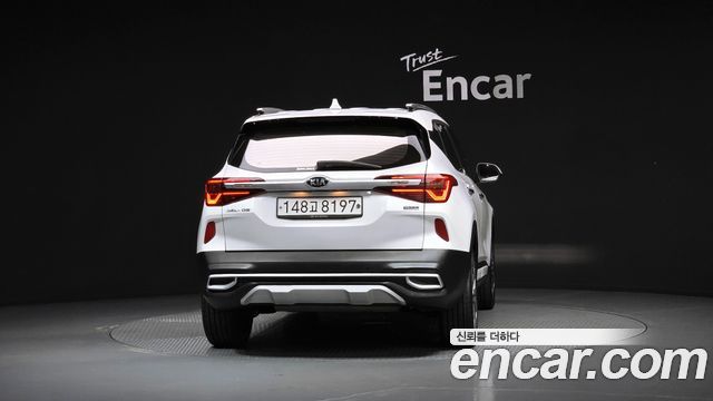 Kia Seltos из Кореи Encar