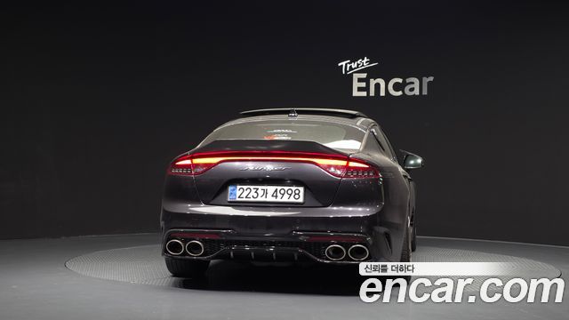 Kia Stinger из Кореи Encar