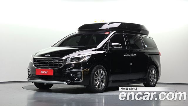 Kia Carnival Gasoline 9-Seater Hi-Limousine Noblesse Special — пробег 85 408 км — фото 1 из 5
