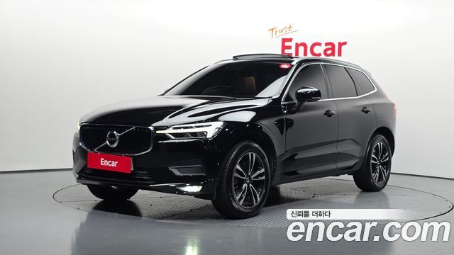 Volvo XC60 D5 Momentum — пробег 73 130 км — фото 1 из 5