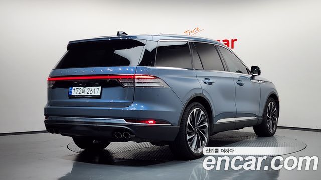 Lincoln Aviator 3.0 Reserve  AWD — пробег 64 316 км — фото 2 из 5