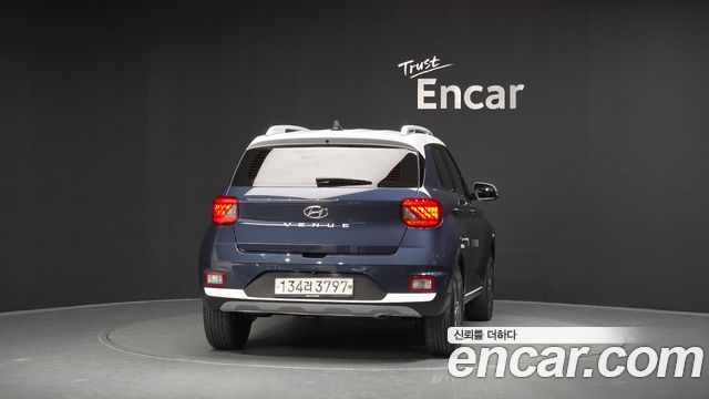 Hyundai Venue из Кореи Encar