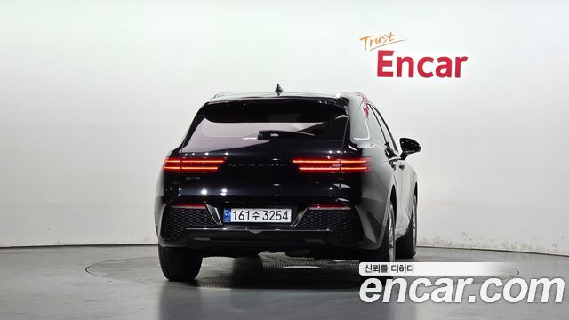 Genesis GV70 из Кореи Encar