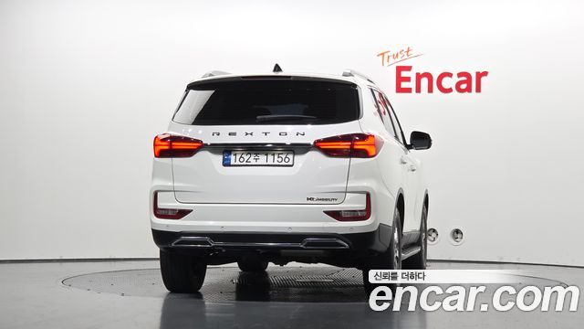 Ssangyong Rexton из Кореи Encar