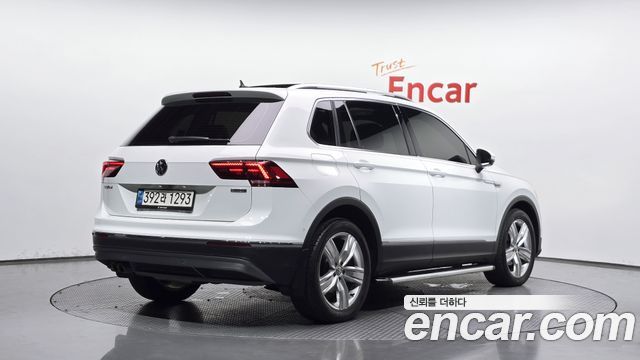 Volkswagen Tiguan 2.0 TDI 4Motion Prestige — пробег 87 419 км — фото 2 из 5