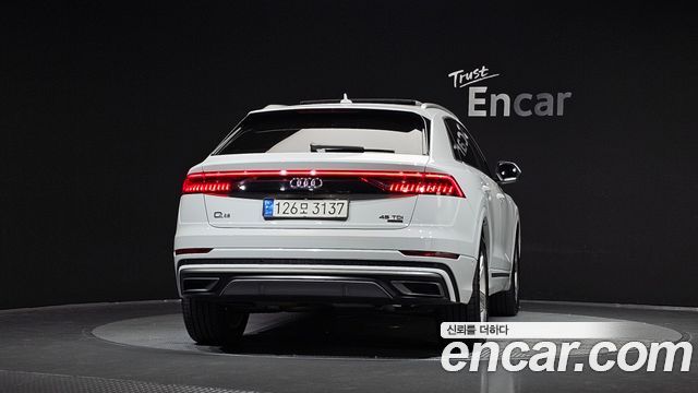 Audi Q8 из Кореи Encar