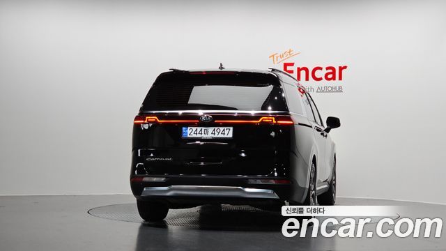 Kia Carnival из Кореи Encar