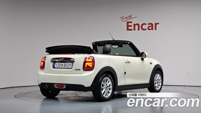 Mini Cooper Convertible из Кореи Encar