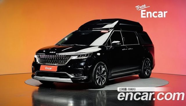 Kia Carnival Gasoline 4-Seater Hi-Limousine Signature — пробег 80 175 км — фото 1 из 5