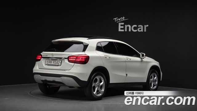 Mercedes-Benz GLA-Class GLA220 — пробег 94 321 км — фото 2 из 5