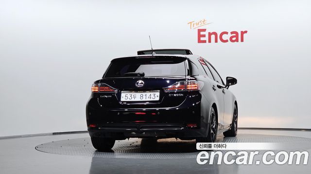 Lexus CT200h из Кореи Encar