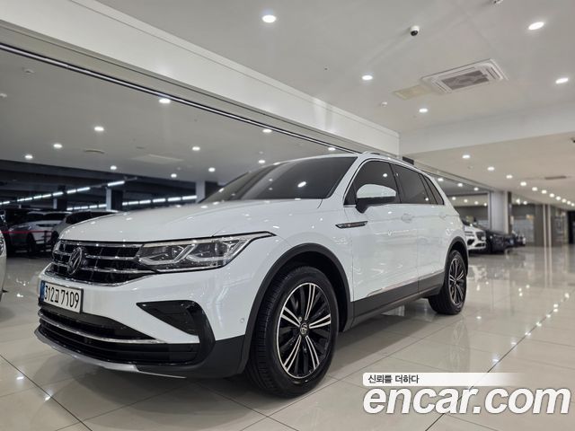 Volkswagen Tiguan 2.0 TDI Premium — пробег 102 127 км — фото 2 из 5