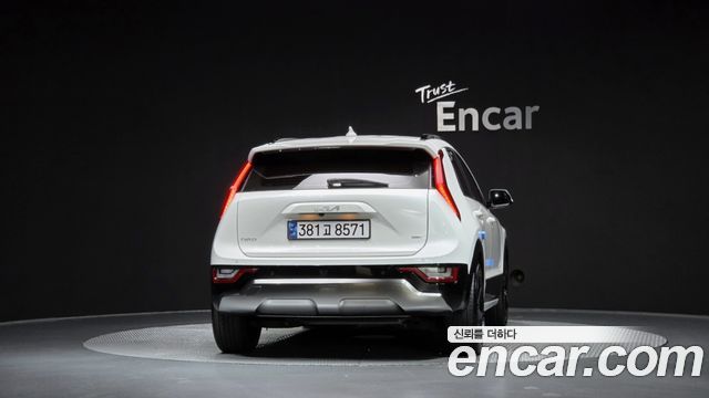 Kia Niro Signature — пробег 40 527 км — фото 4 из 5
