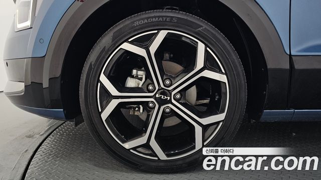 Kia Niro Signature — пробег 76 036 км — фото 5 из 5