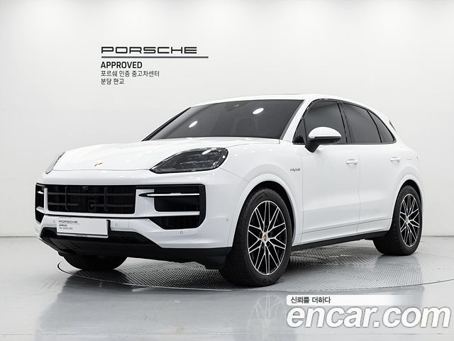Porsche Cayenne 3.0 E-Hybrid — пробег 15 220 км — фото 1 из 5