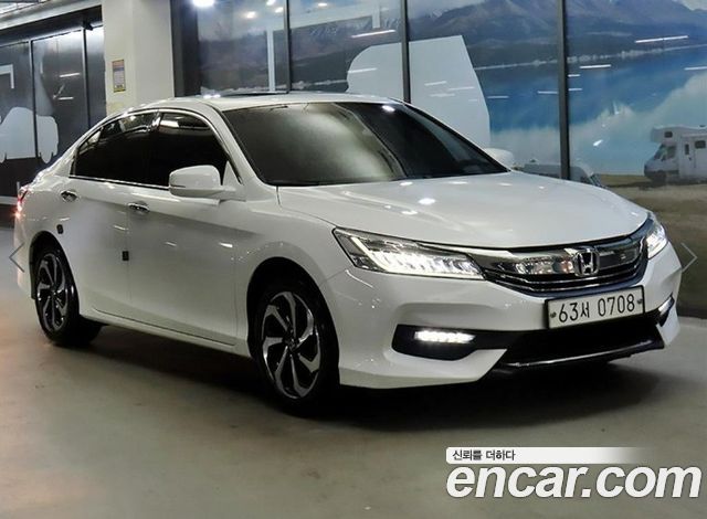 Honda Accord 2.4 9th — пробег 71 221 км — фото 1 из 5