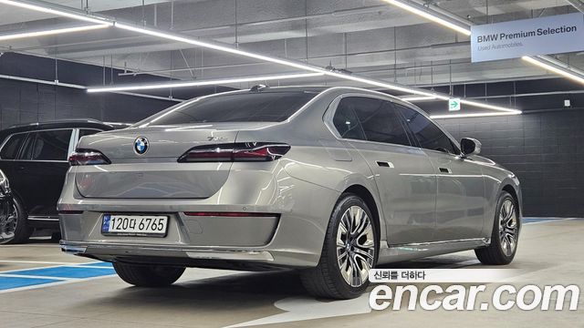 BMW 7-Series 740i sDrive Design Pure Excellence — пробег 78 132 км — фото 2 из 5