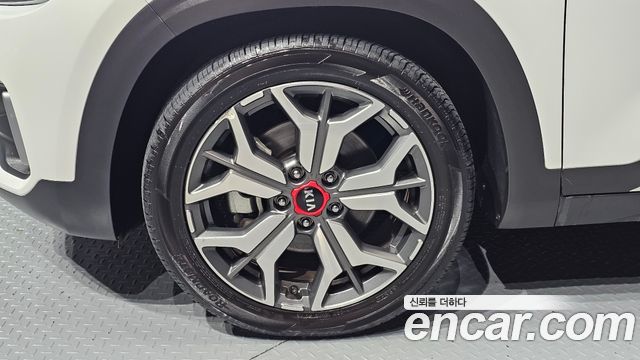 Kia Seltos из Кореи Encar