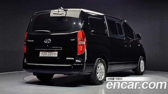 Hyundai Starex Van 5-Seater Modern — пробег 406 460 км — фото 2 из 5