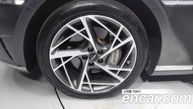 Genesis G90 Gasoline 3.5 Turbo AWD — пробег 83 103 км — фото 5 из 5