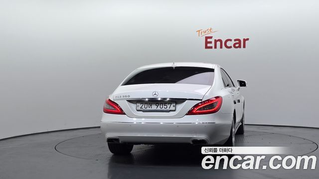 Mercedes-Benz CLS-Class CLS350 BlueEFFICIENCY — пробег 118 328 км — фото 4 из 5