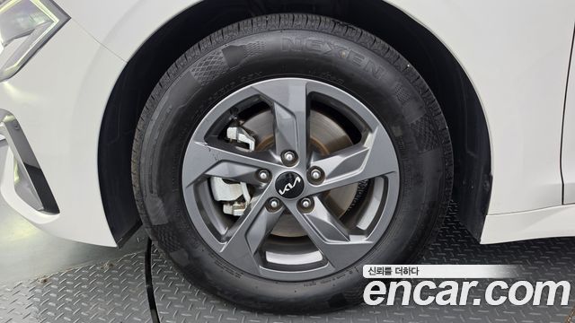 Kia K5 из Кореи Encar