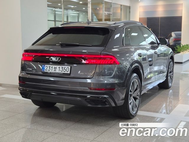 Audi Q8 55 TFSI Quattro Premium — пробег 78 300 км — фото 2 из 5