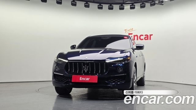 Maserati Levante из Кореи Encar
