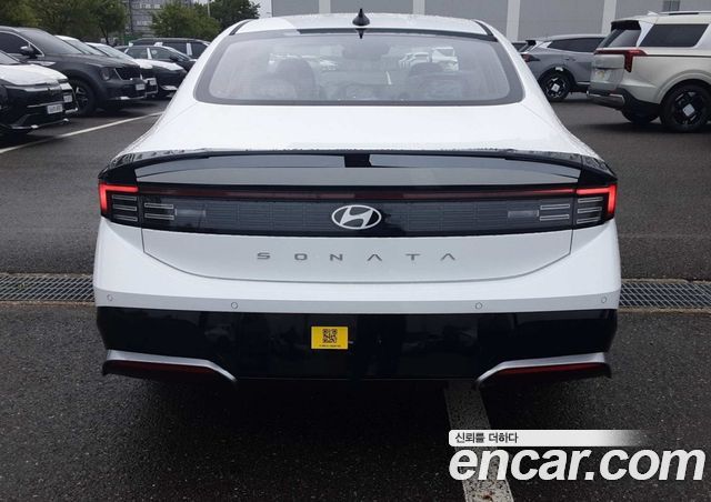Hyundai Sonata 1.6 Turbo S — пробег 1 км — фото 3 из 5