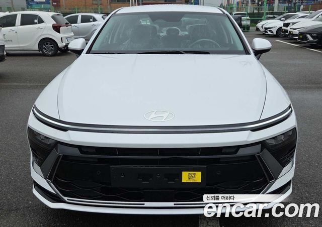 Hyundai Sonata 2.0 S — пробег 1 км — фото 1 из 5