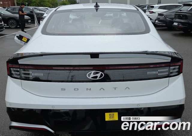 Hyundai Sonata 2.0 S — пробег 1 км — фото 3 из 5
