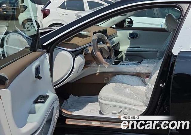 Hyundai Grandeur 2.5 Gasoline  2WD Premium — пробег 1 км — фото 4 из 5
