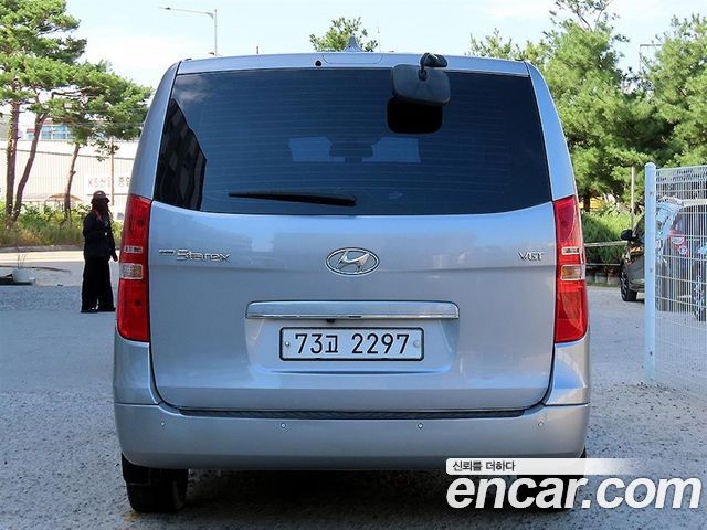 Hyundai Starex Wagon 12-Seater Smart — пробег 151 464 км — фото 4 из 5