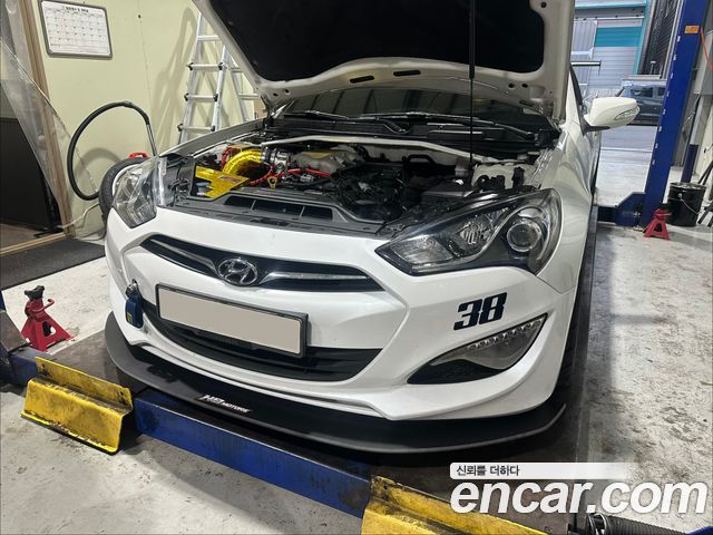 Hyundai Genesis из Кореи Encar