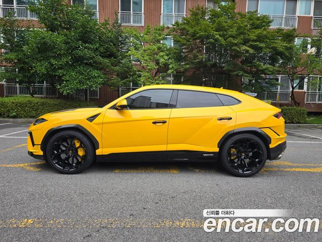 Lamborghini Urus 4.0 V8 Performante — пробег 15 100 км — фото 3 из 5