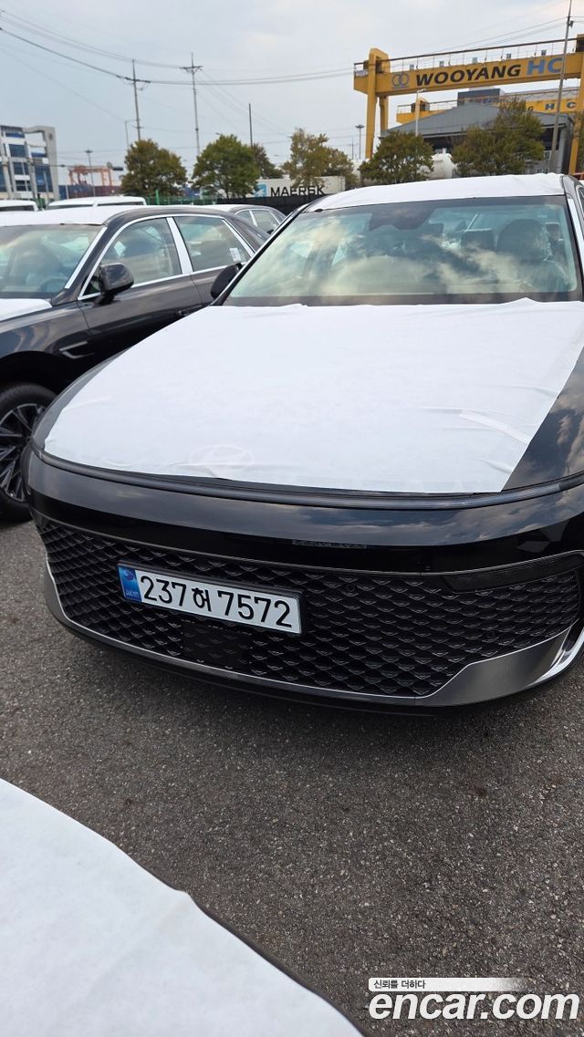 Hyundai Grandeur Premium — пробег 8 км — фото 1 из 5
