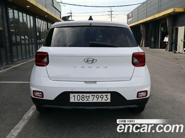 Hyundai Venue из Кореи Encar